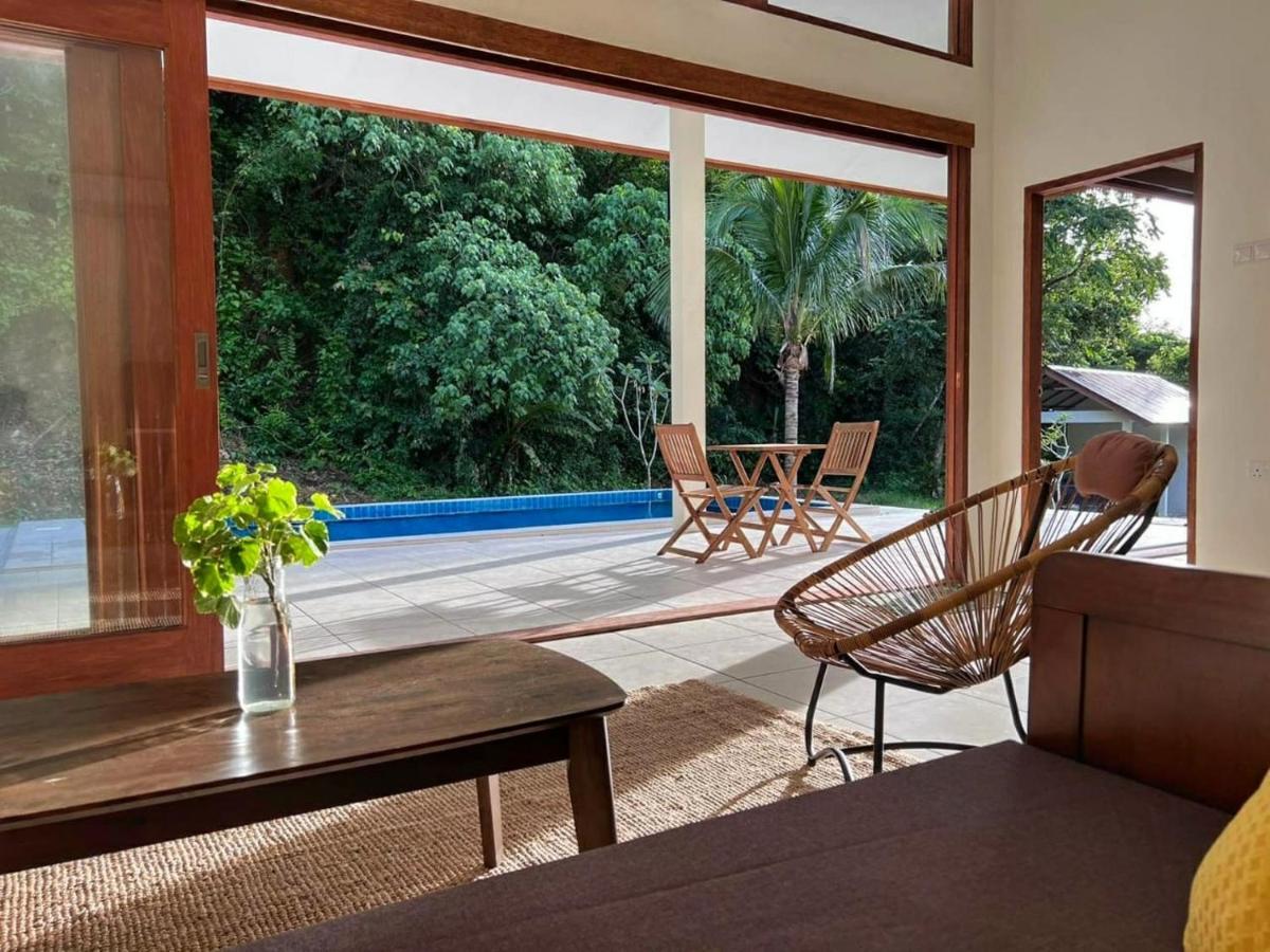 Villa Meranti - Spacious Private Pool Villa Pantai Cenang  Extérieur photo