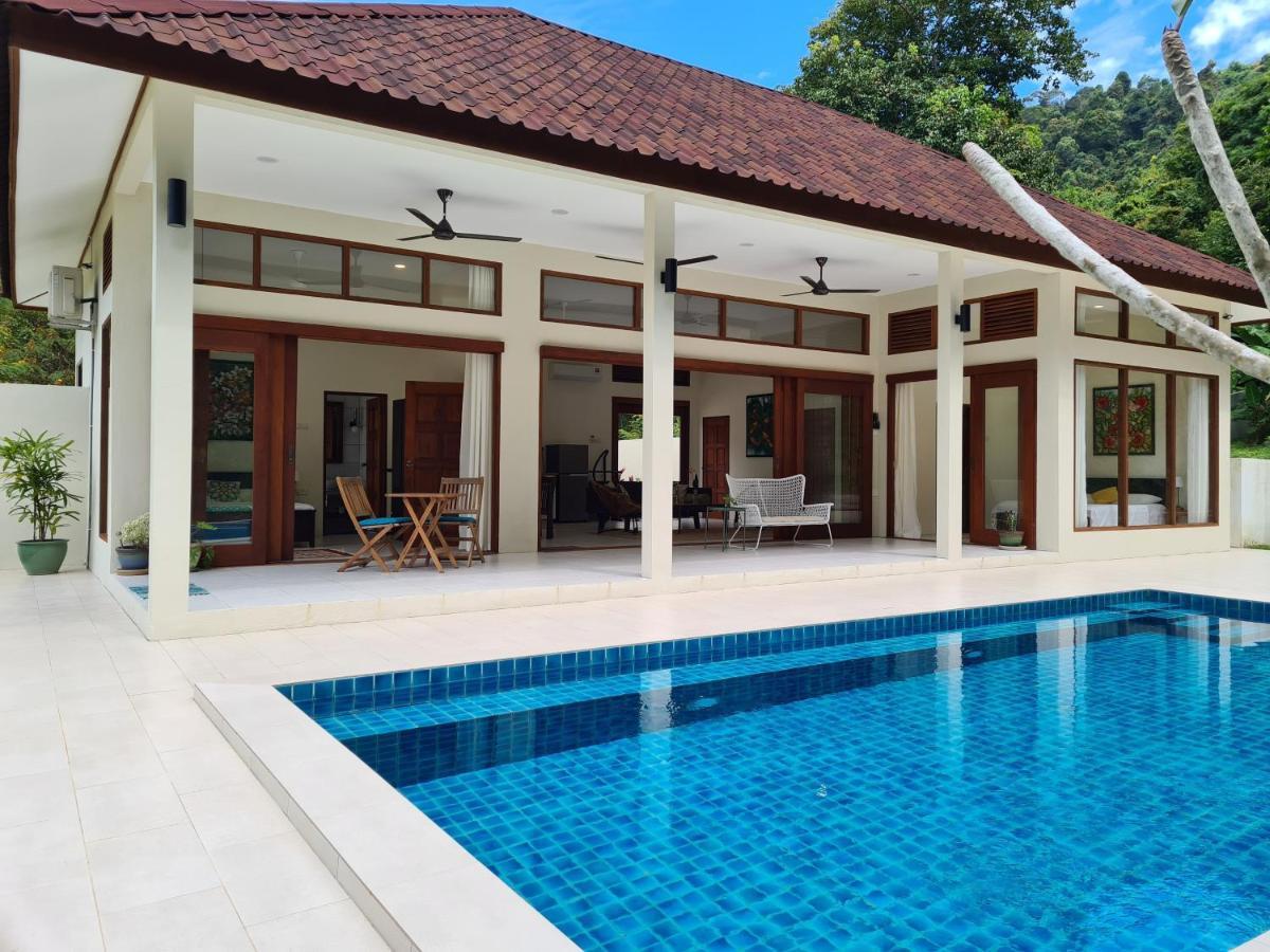 Villa Meranti - Spacious Private Pool Villa Pantai Cenang  Extérieur photo