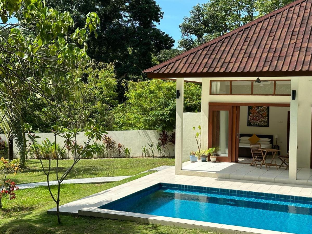 Villa Meranti - Spacious Private Pool Villa Pantai Cenang  Extérieur photo