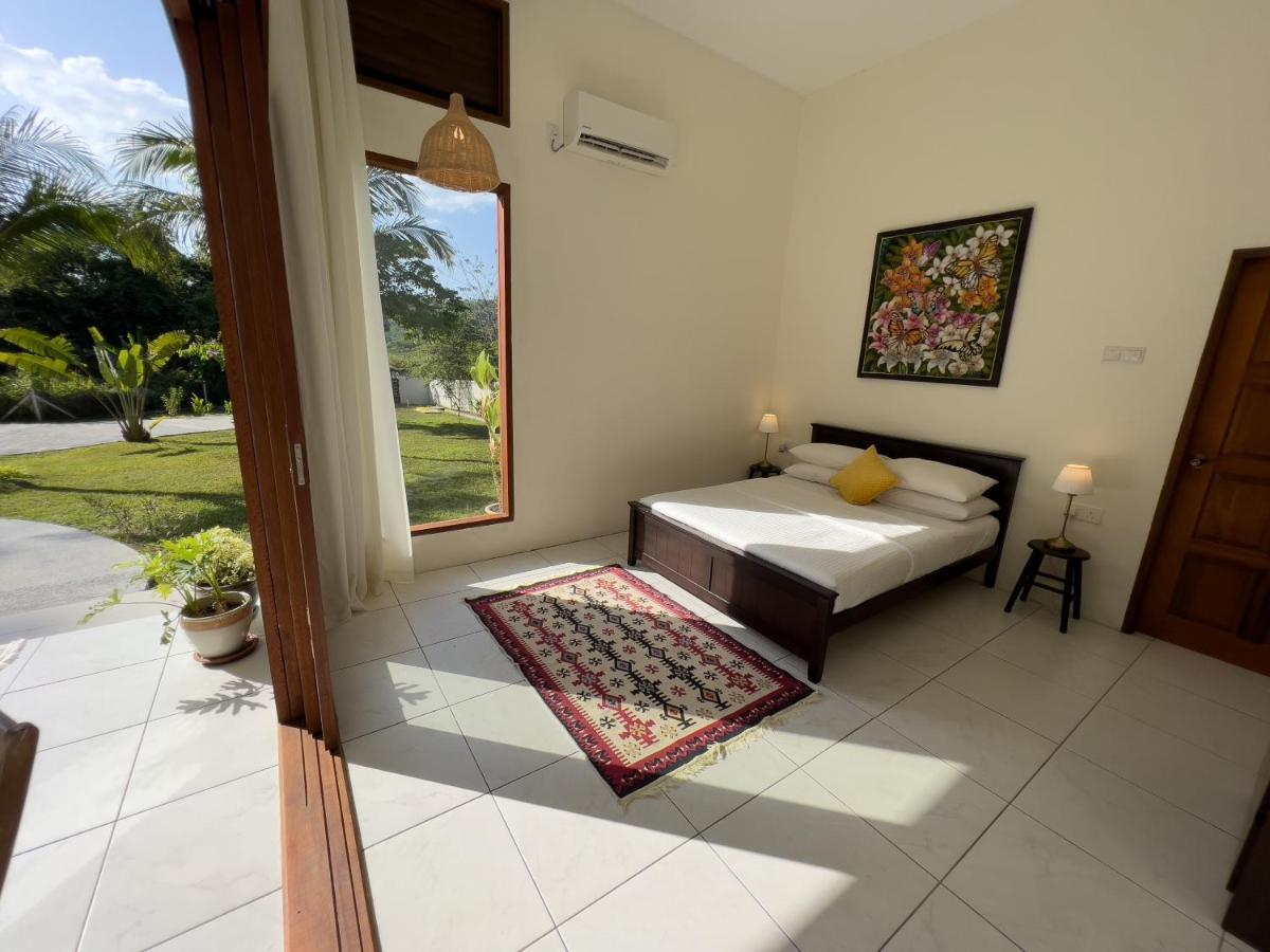 Villa Meranti - Spacious Private Pool Villa Pantai Cenang  Extérieur photo