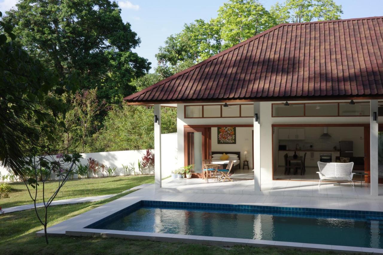 Villa Meranti - Spacious Private Pool Villa Pantai Cenang  Extérieur photo